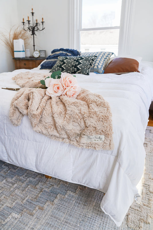 Latte Glacier Throw Blanket