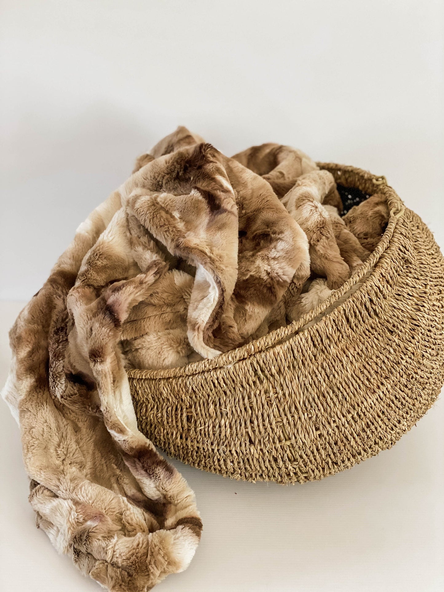 Cocoa Mocha Throw Blanket